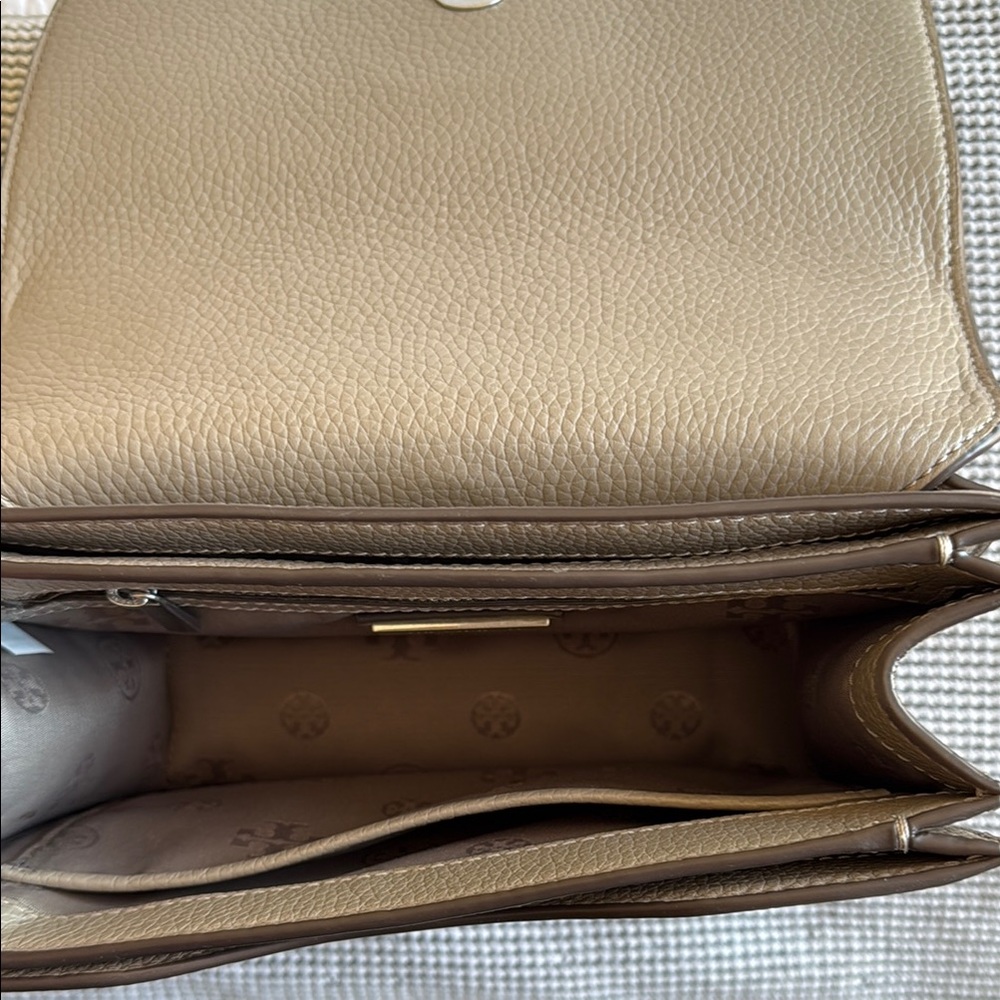 Tory Burch Taupe Shoulder Bag with Chain Strap - Picture 5 of 11